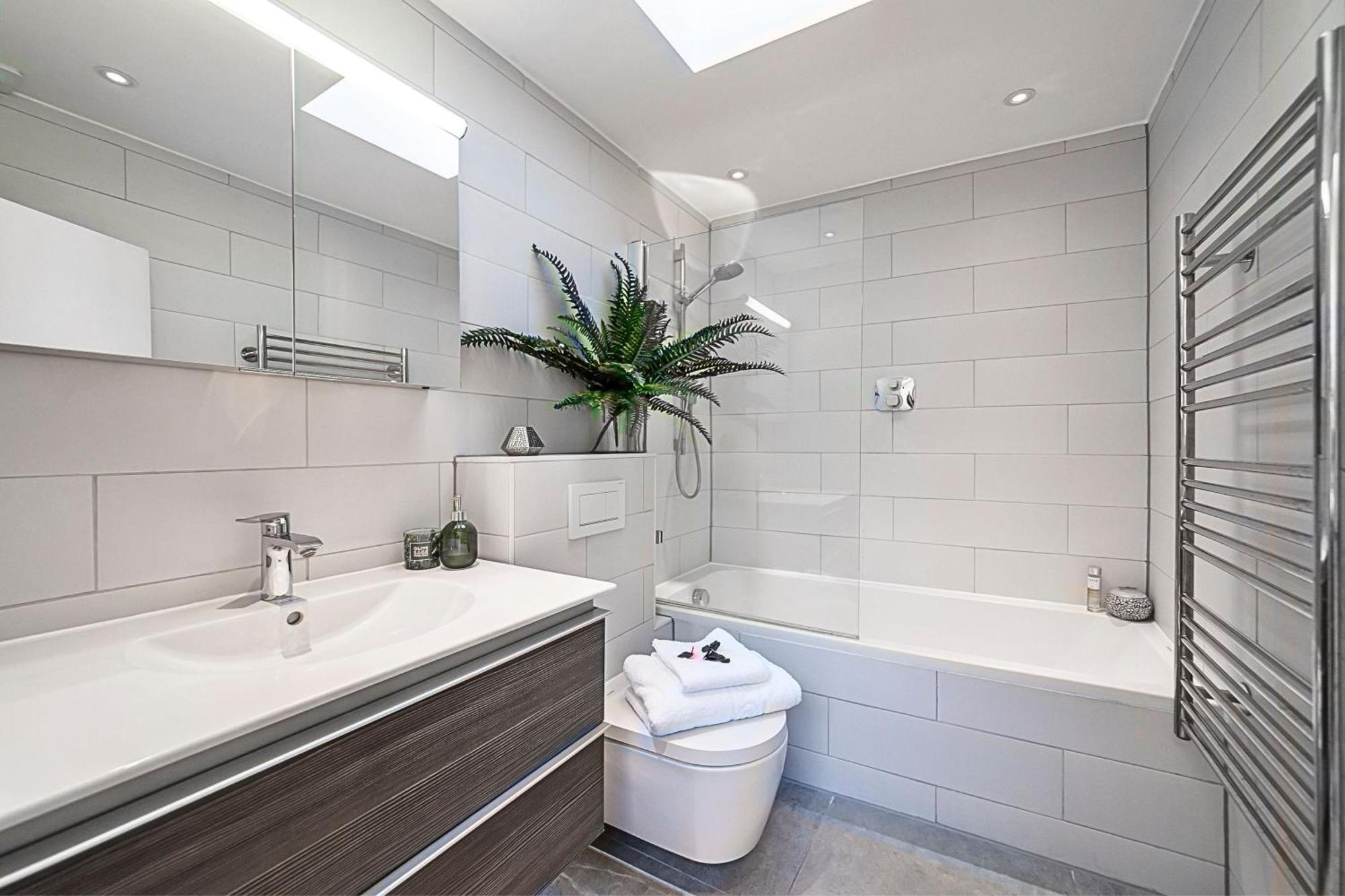 Kensington Oasis Central London 2Br Private House - Near Harrods, Kensington Palace, And Other London Attractions Екстер'єр фото